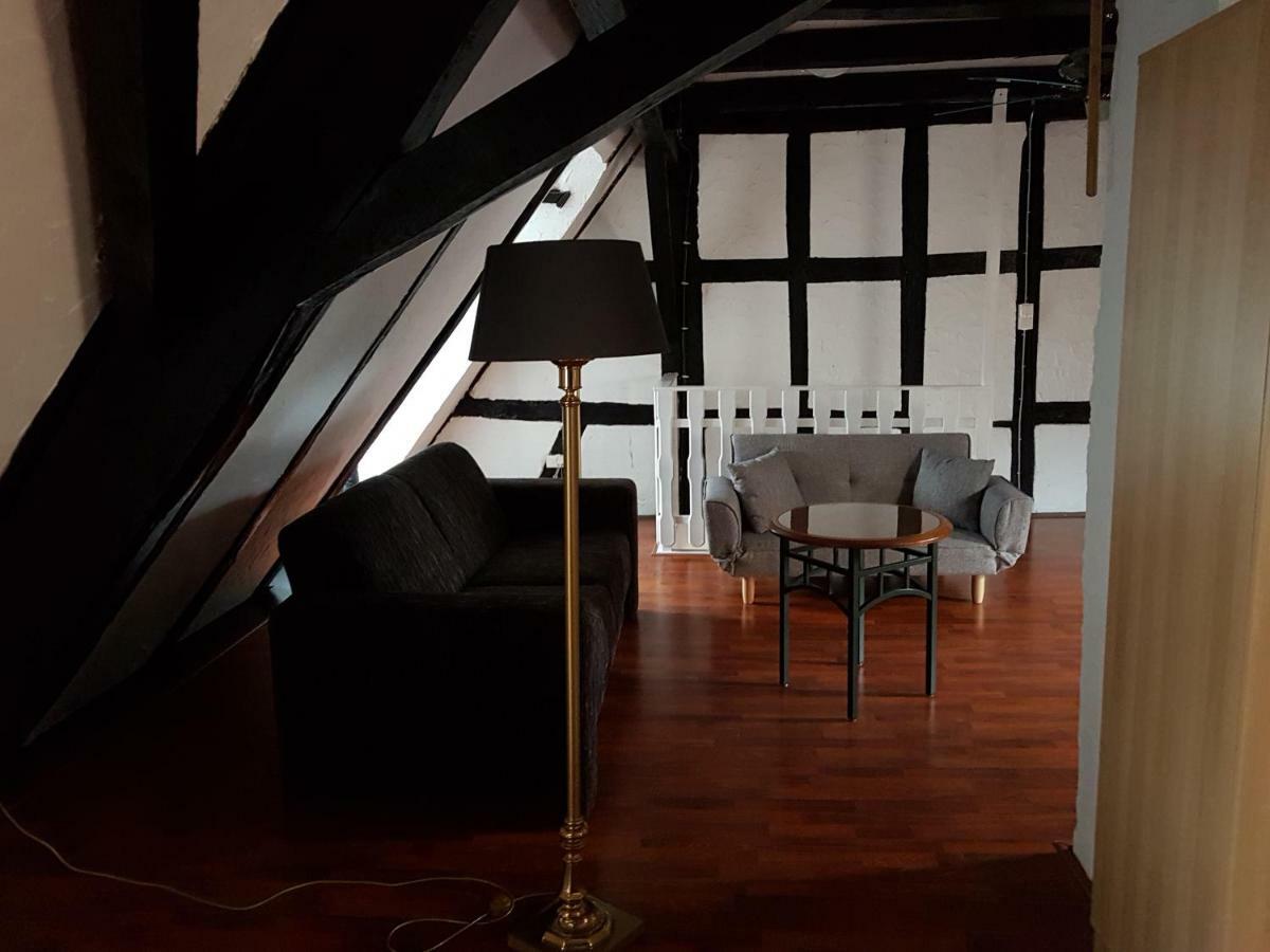 Haus Am Bachgasse - Haus Von 1777 Mit Sauna Zell an der Mosel Bagian luar foto